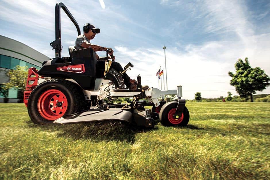 Bobcat zero deals turn mower battery